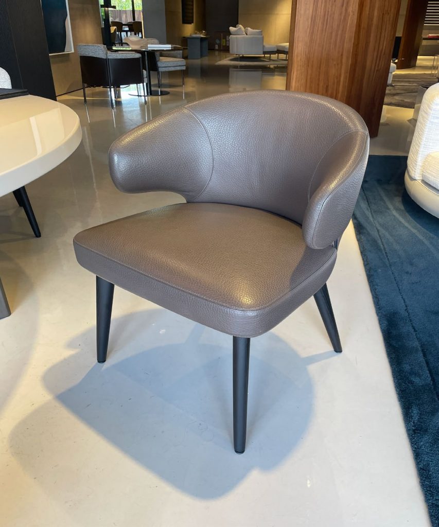 Minotti aston on sale chair