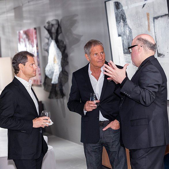 Minotti Family Visits Minotti Boston
